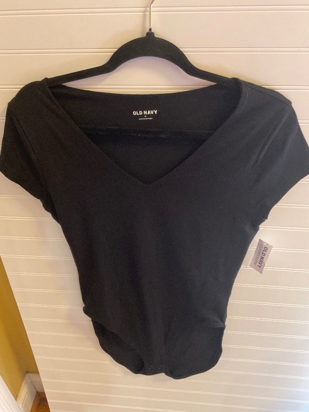 Old Navy Black V-Neck Bodysuit Size M NWT